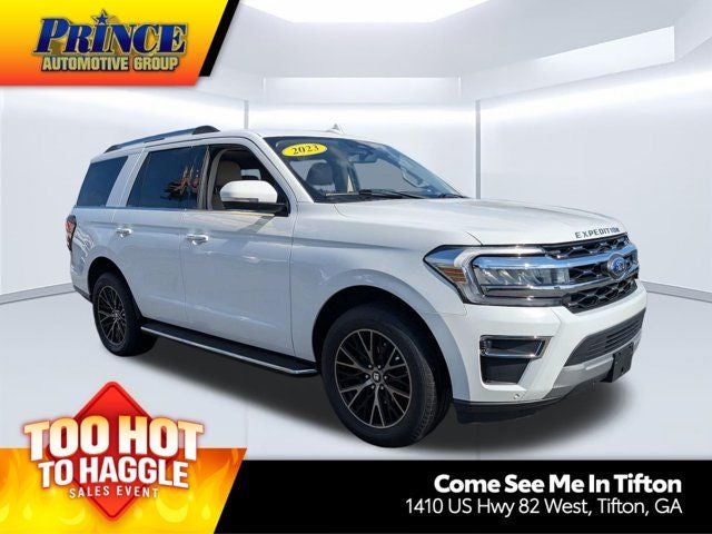 2023 Ford Expedition Limited in Oxford White — front three-quarter view