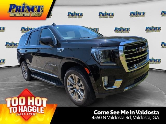 2021 GMC Yukon SLT in Onyx Black — front three-quarter view