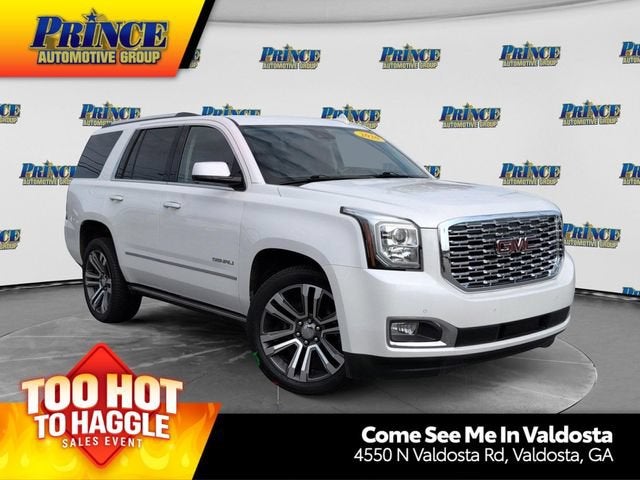 2020 GMC Yukon Denali in White Frost Tricoat — front three-quarter view