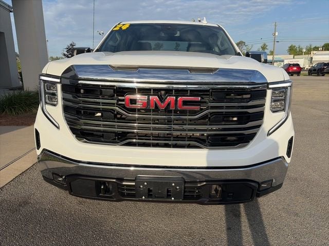 2024 GMC Sierra 1500 — interior view