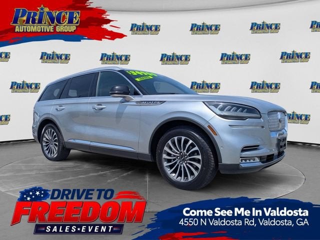 2020 Lincoln Aviator Reserve in Gray — front three-quarter view